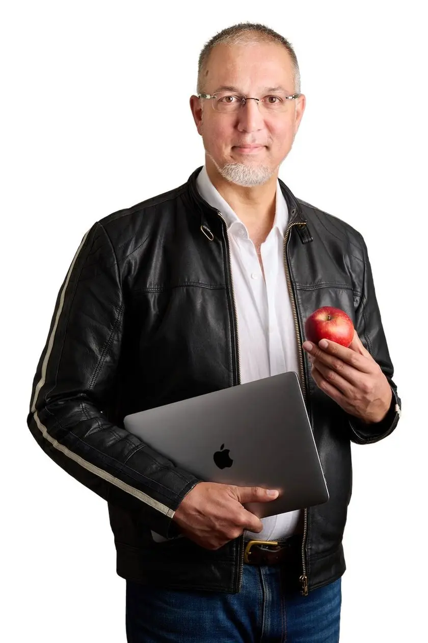 miguel de sousa pires — Apple Mac specialist London